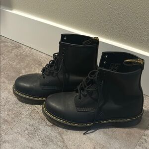 listing-status-banner